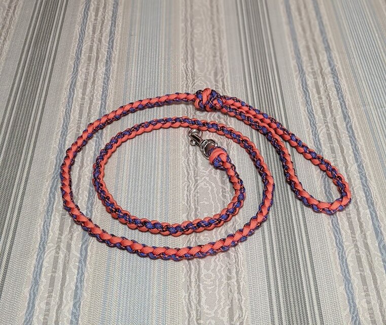 中型、小型犬用 (全長120ｃｍ)　カラーお揃いの首輪、ハーネスも作れます