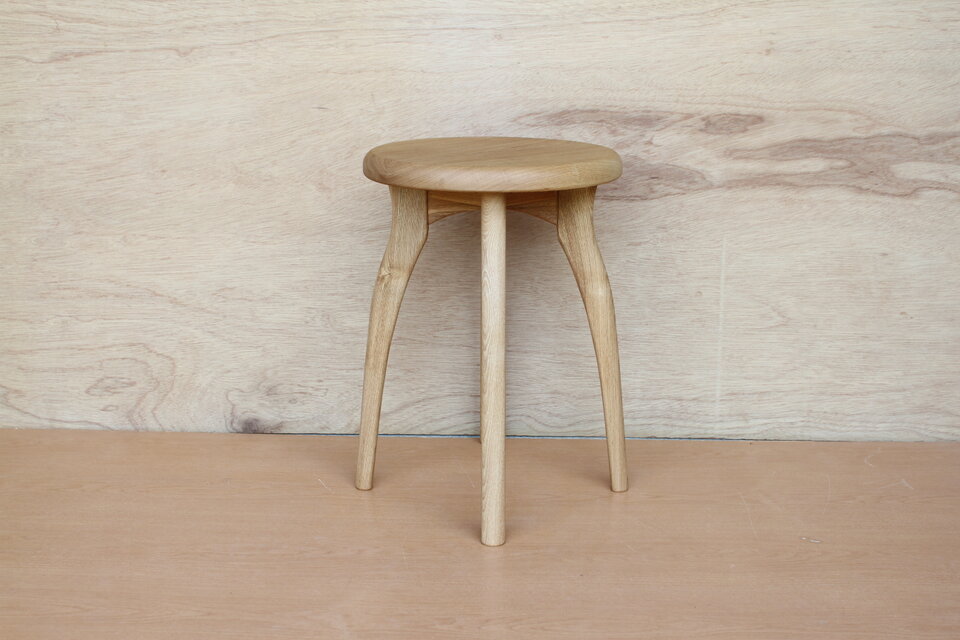 スツールR・タモ材