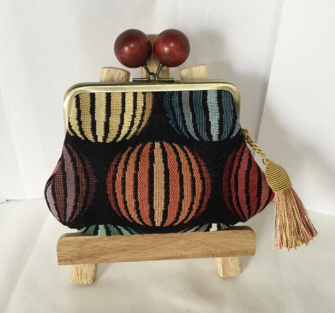 輸入生地　ゴブラン　バルーン　大きい木玉親子がま口ミニ財布　