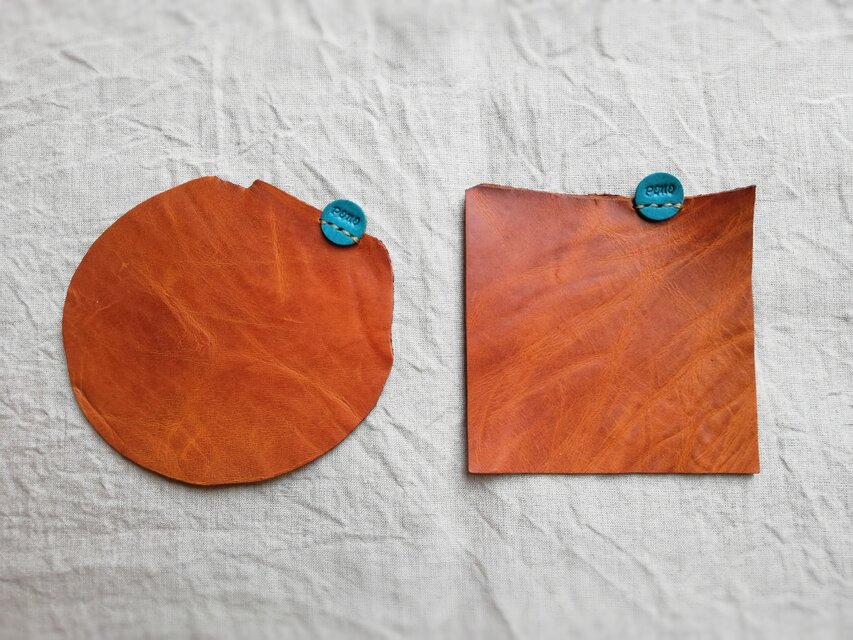 ○と□ペア de レザーコースター　ブラウン　オイルワックスレザー