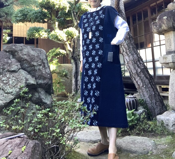 着物リメイク】藍染め絣のジャンバースカート／ボロ／刺し子 | iichi