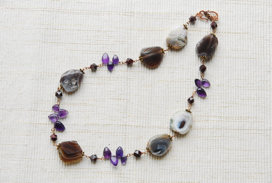 再販　瑪瑙とカラーストーンの秋の彩のネックレス