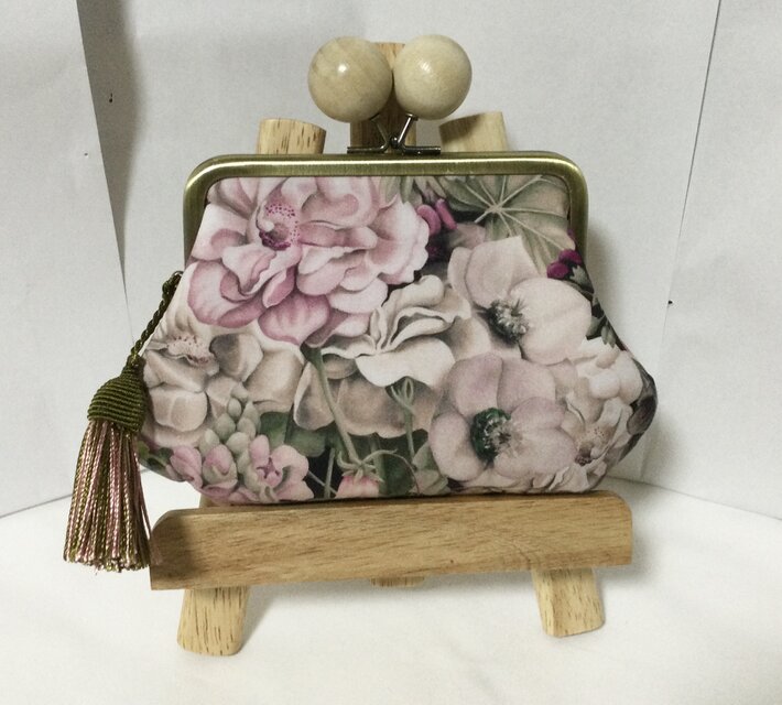 リバティ　ペインテッド・ジャーニー　　大きめ木玉親子がま口ミニ財布　