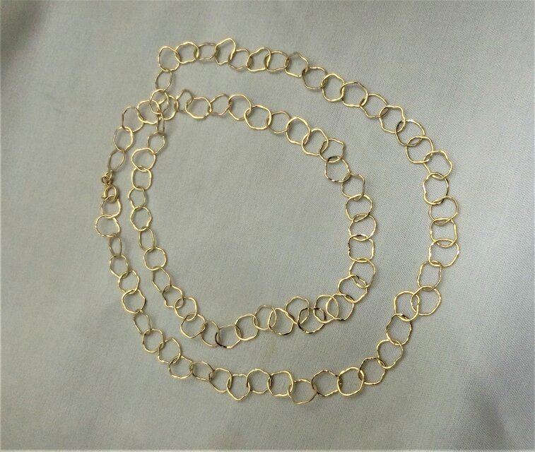 K18打ち出チェーンネックレス