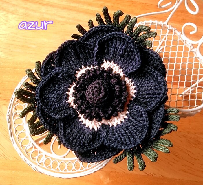 アネモネ１輪のコサージュ（大） 紺色