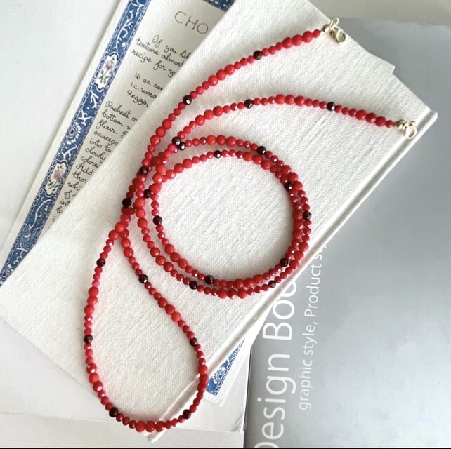 レッドコーラルのグラスコード兼ネックレス ブレスレットにも （サンゴ染）再販