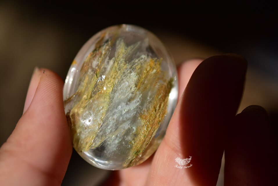 ガーデンクォーツ　置物 中粒☆白と金の地層☆ホワイトガーデンクォーツ ルース gar326 | iichi