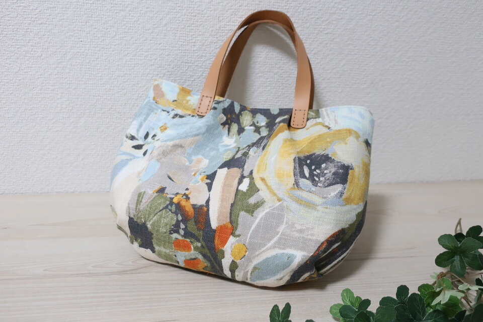 再販ぷっくり花柄イギリスリネン混Bトートバック