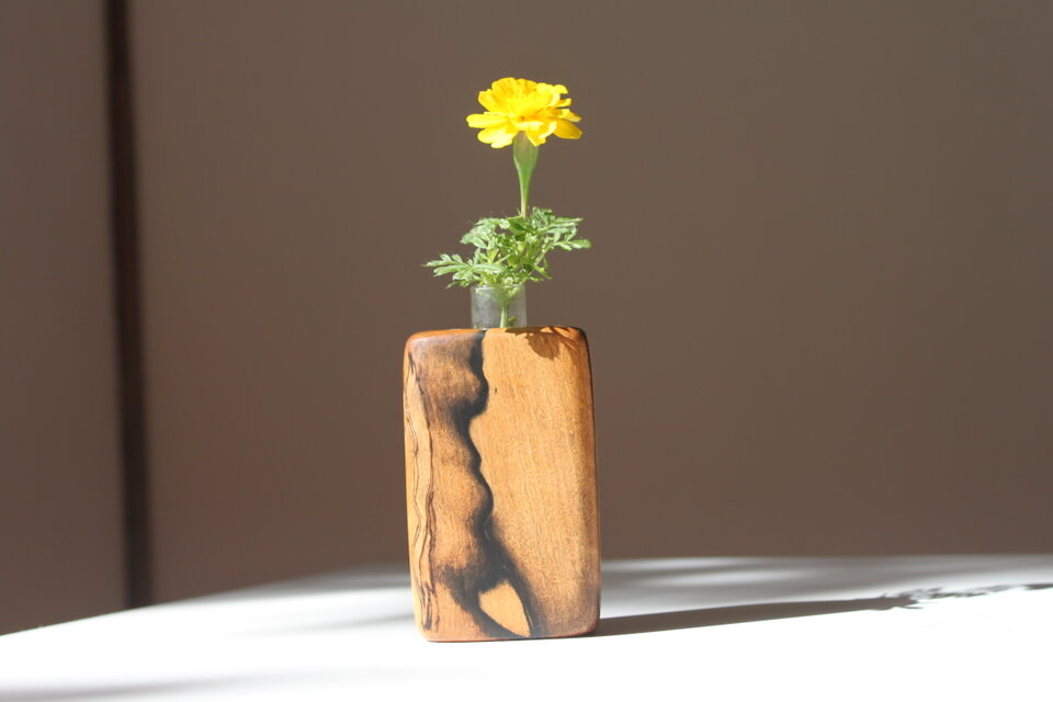 木の花瓶【ブラック＆ホワイトエボニー材】