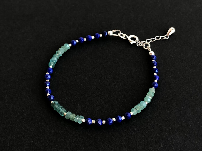 ナイルブルー色 グランディディエライトとラピスラズリ、カレンシルバーのブレスレット SILVER925