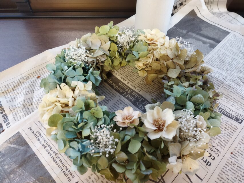 （送料無料）ドライフラワーリース　あじさいと、