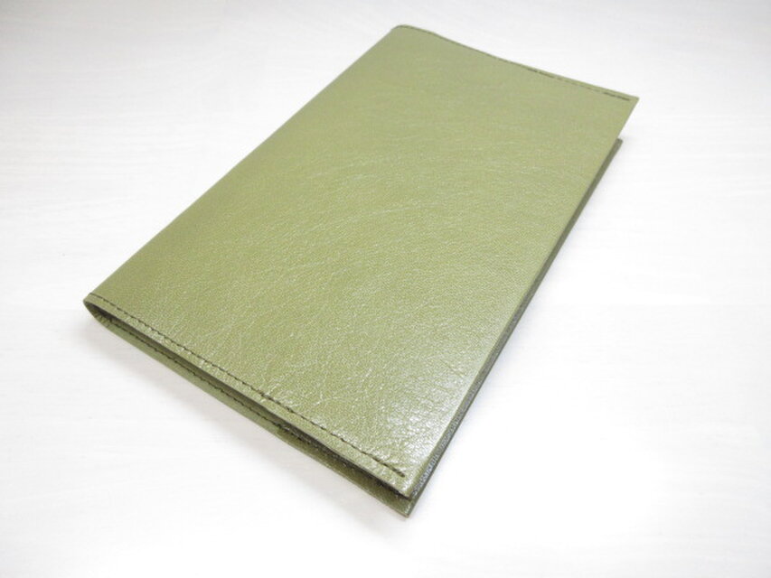 新書サイズ、コミック対応・ゴートスキン・うぐいす色・一枚革のブックカバー・0610