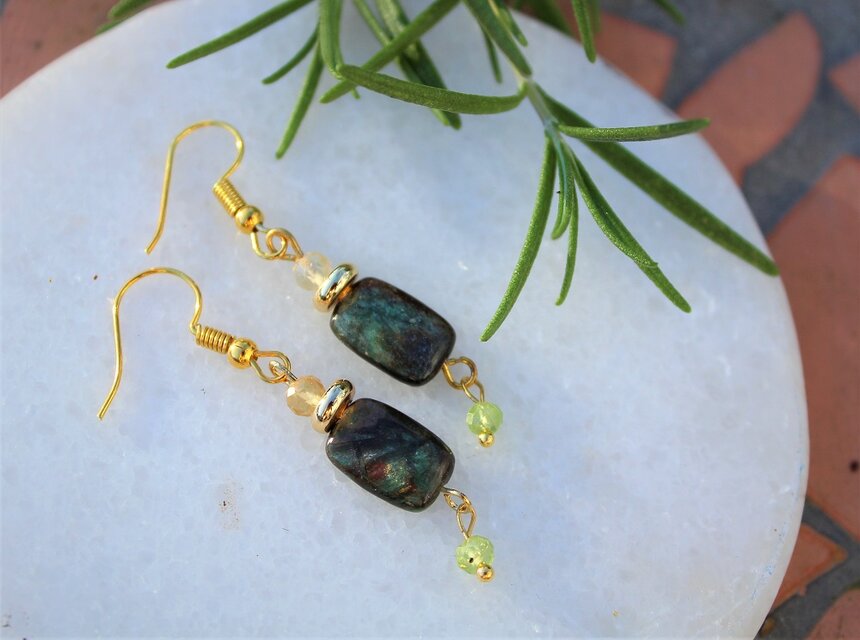 エメラルド　ペリドット　シトリン　ピアス