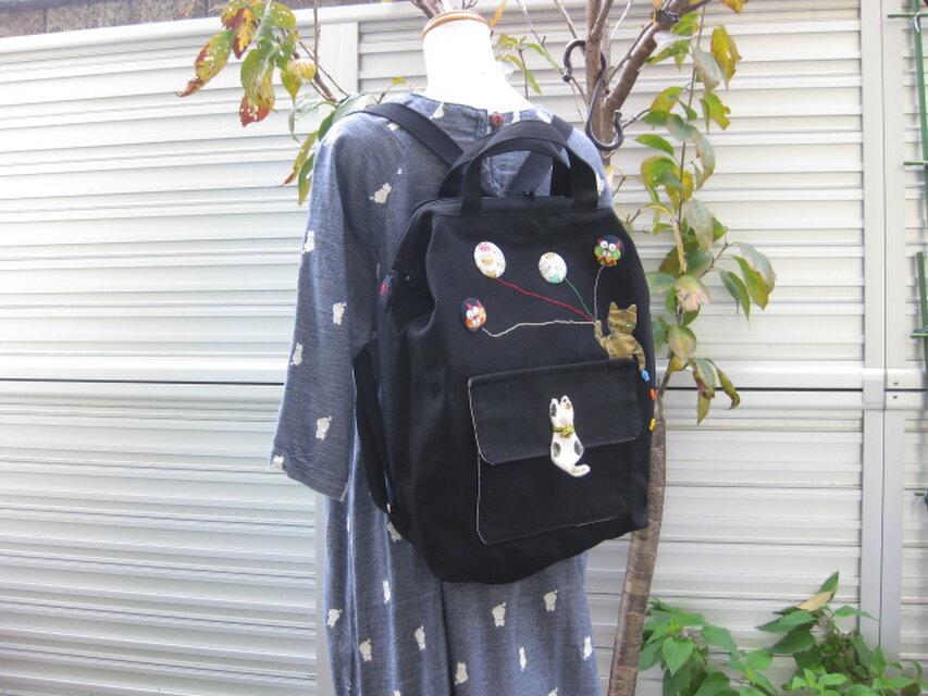リュックサック（ネコアップリケ）