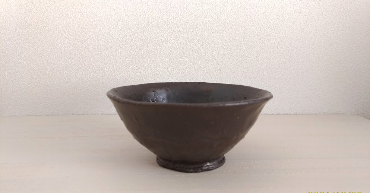 マンガン釉黒茶碗