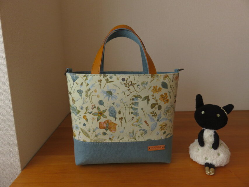 リバティ　フローラルイブを使った２wayトートバッグ