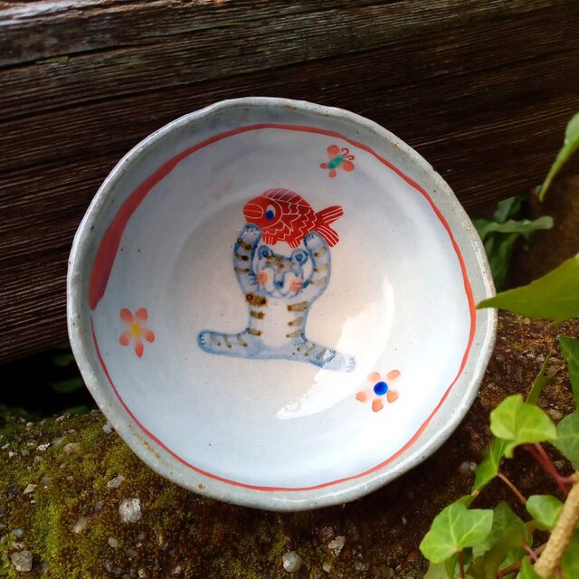 めで鯛虎のご飯茶碗