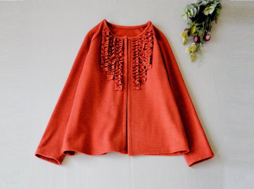 ウール混フリルギャザー寄せ大人可愛いカーディガン　トップス♪