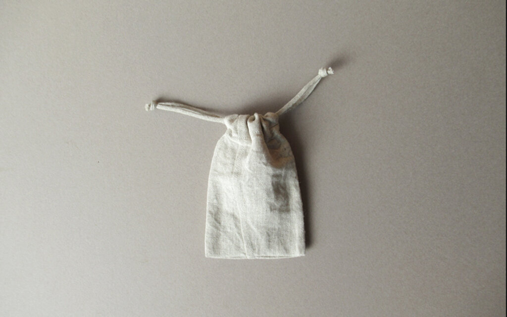 はぎれからうまれた 巾着袋l