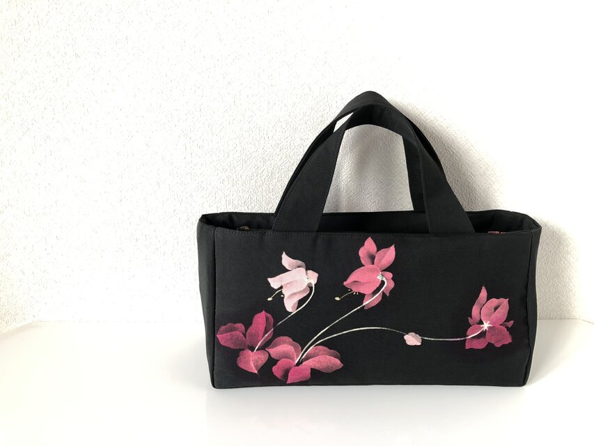 帯バッグ〜ピンク色の花〜