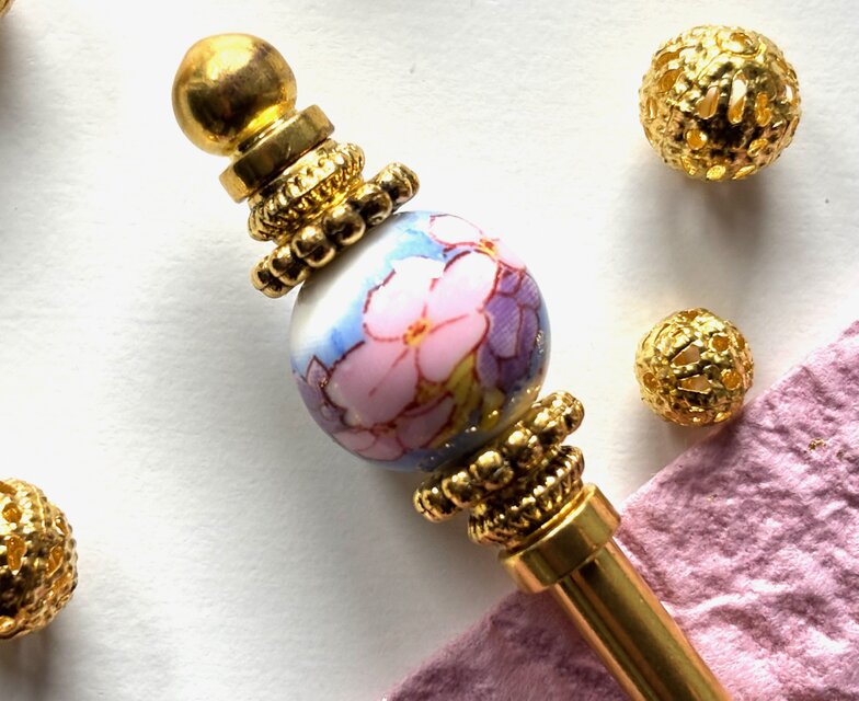 かんざし　桜の陶器ビーズ