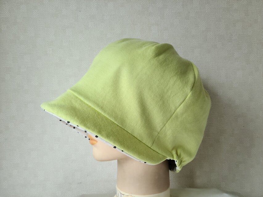 魅せる帽子☆春帽子♪ゆるゆる大きめ！綿カットソーのリバーシブルキャスケット～イエローグリーン&ドット:ケア帽子:日除け