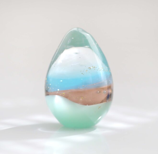 ガラスの雫の小さなオブジェ 「春の安らぎ」 | iichi 日々の