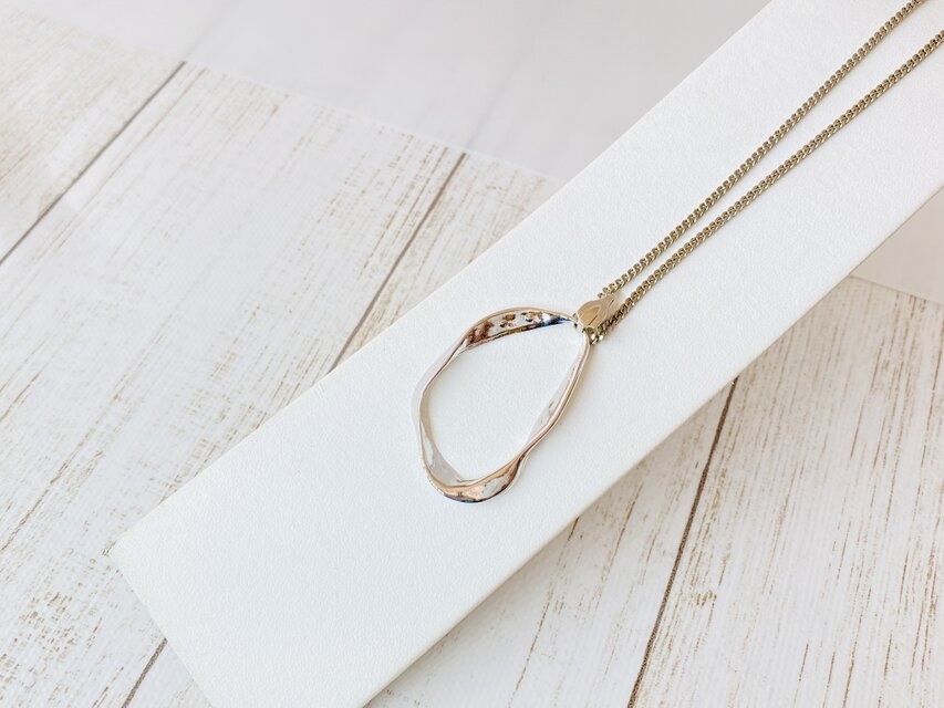 【ロングペンダント】 変形サークル・銀♪