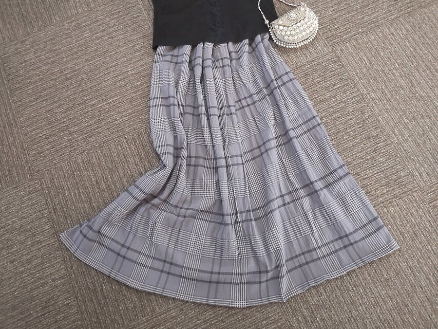 ★一点物★着丈90㎝まで★ひと目惚れの灰紫ｘ白刺繍★リネン100％★受注製作★