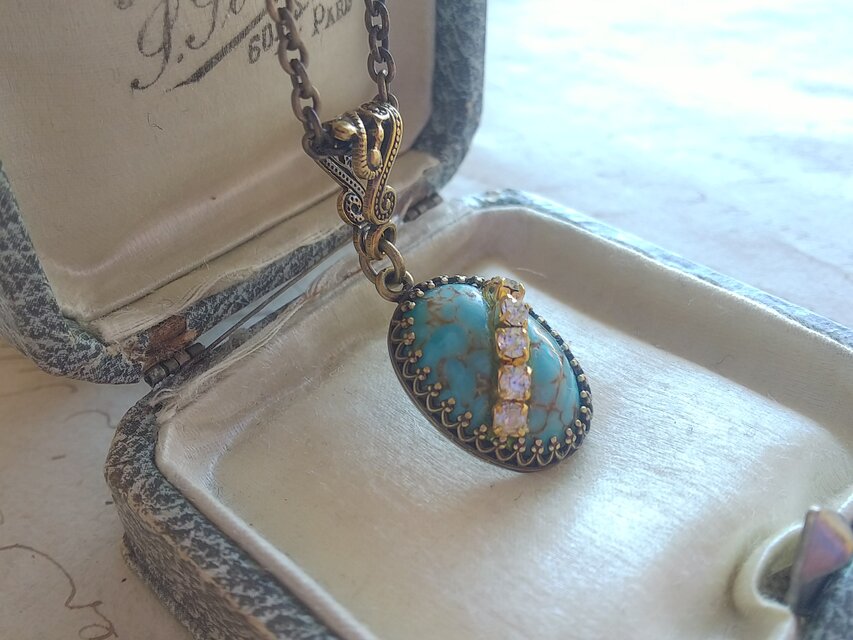 ヴィンテージ　Turquoise／Crystal Rhinestone クラシカルネックレス