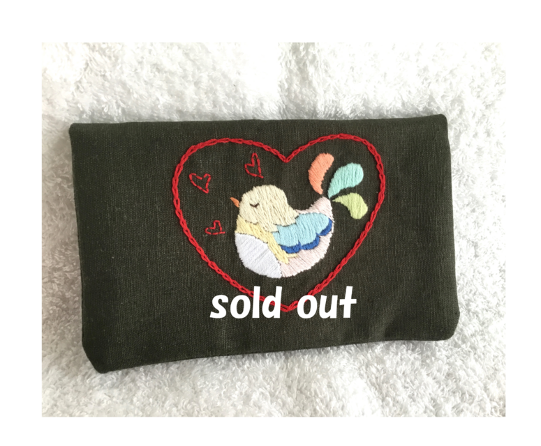 刺繍の通帳ケース～恋するコトリ～