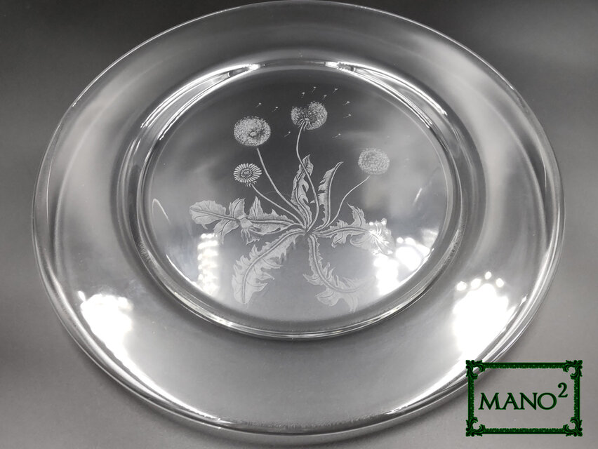 たんぽぽの大皿と小皿のセット