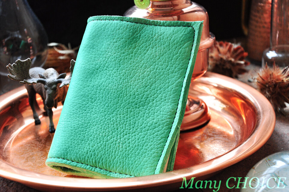 やみつきエルクのブックカバー（手染めミントグリーン）