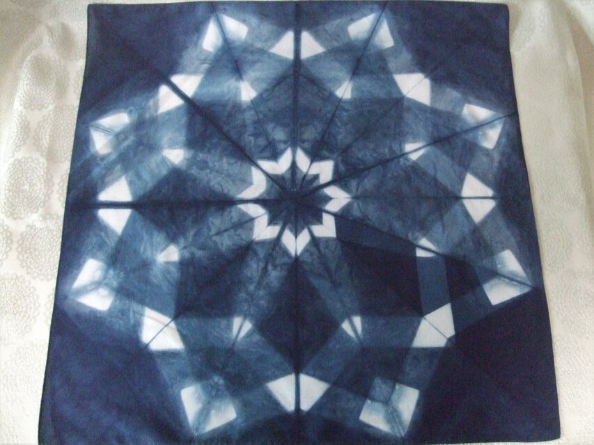 藍　板締めバンダナ　№２