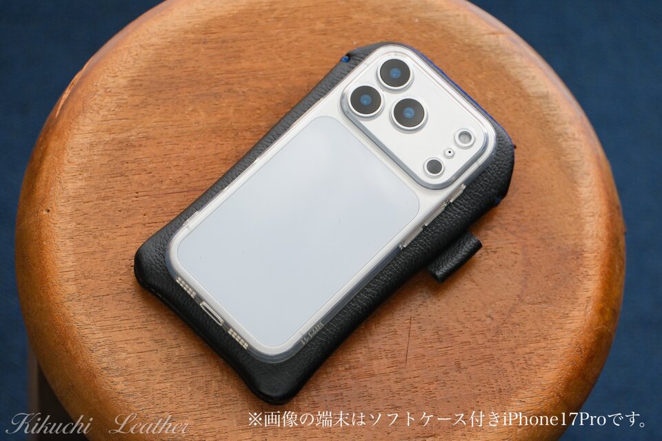 LIONA》本革レザースリーブケース Regular iPhone・スマホケース