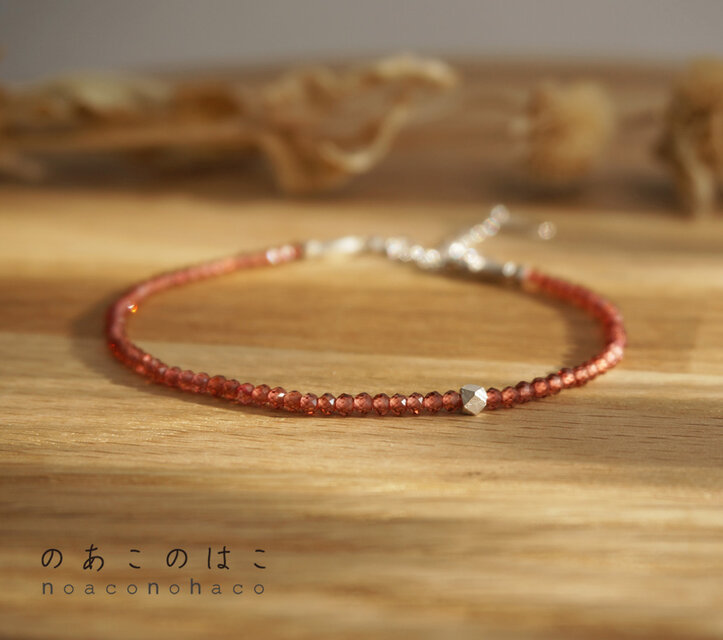 小粒ガーネットのブレスレット_Silver925