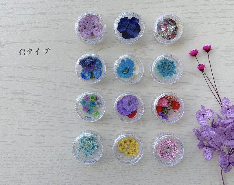 お花いっぱい！ドライフラワー押し花 花材 全12種 レジン アクセサリーパーツ♪ | iichi  日々の暮らしを心地よくするハンドメイドやアンティークのマーケットプレイス