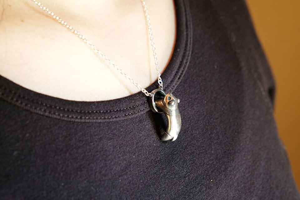 再々制作】紅女 シルバー脱力パンダペンダント だらんと力の抜け