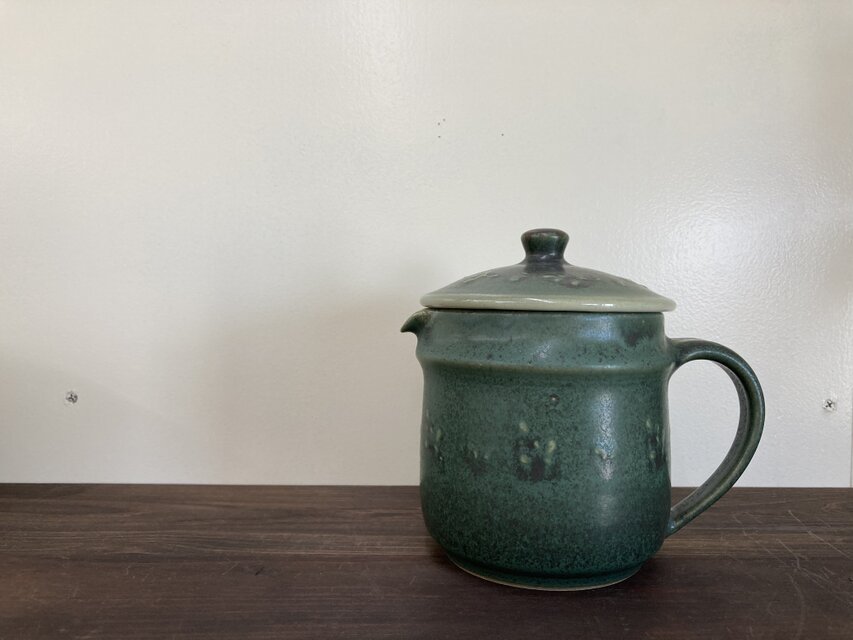 ピッチャー　緑