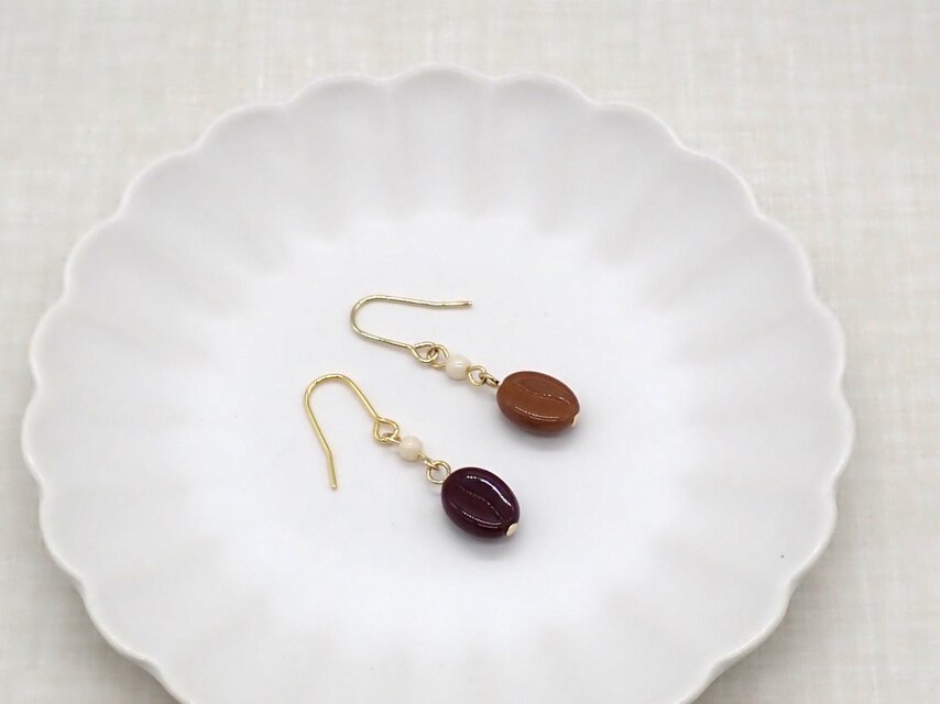 《２色から選べる》珈琲豆ピアス／イヤリング