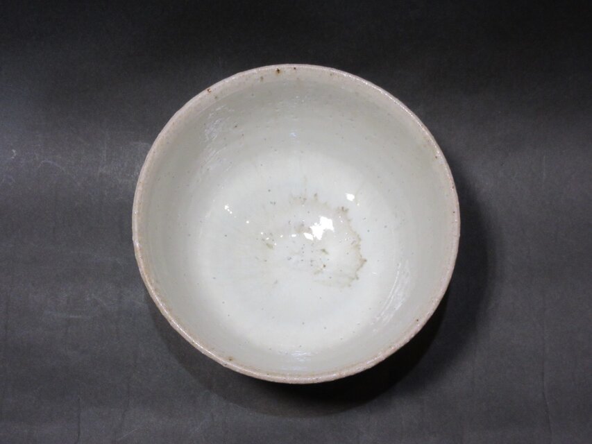朝鮮唐津茶碗 | iichi 日々の暮らしを心地よくするハンドメイドや