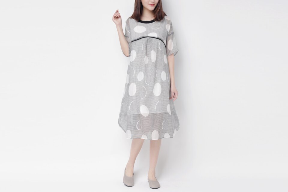 軽やか涼しげ ストライブドット柄 バックリボン半袖ワンピース ☆Gray☆