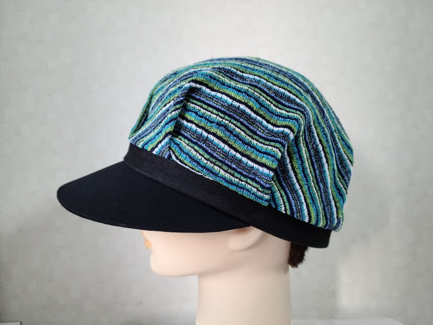 魅せる帽子☆軽くて涼しい♪サマーニットのバイカラーキャスケット