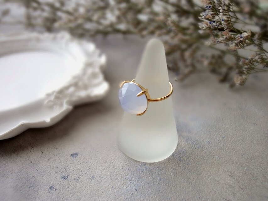 天然石のシンプルリング ■ Round 12mm ■ カルセドニー　ローズカット加工