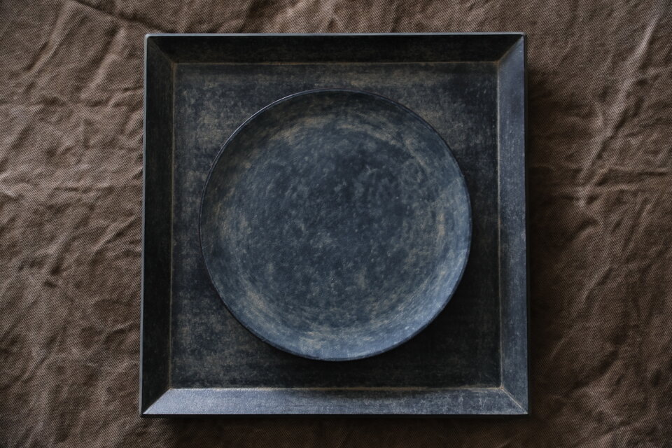 再入荷】一閑張四角盆 寄竹 | iichi 日々の暮らしを心地よくする