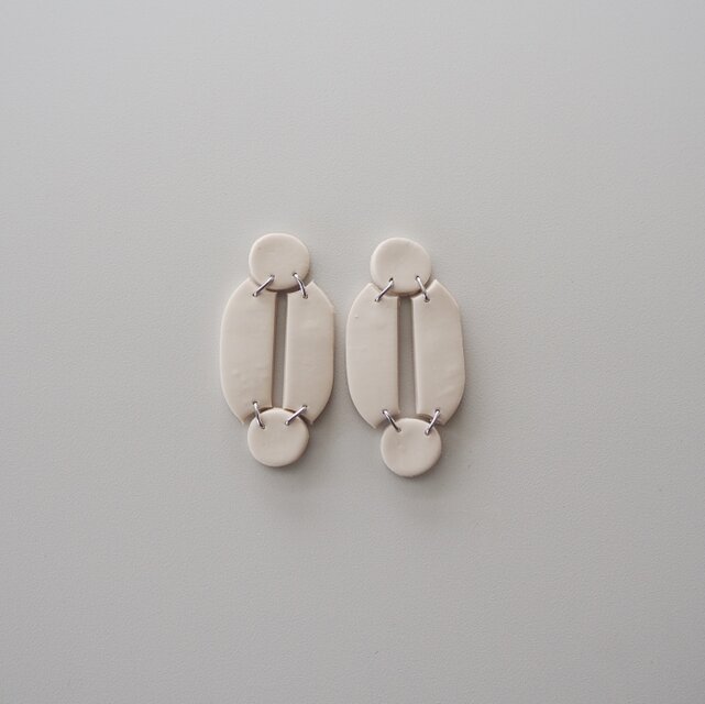 Patch work earrings /beige