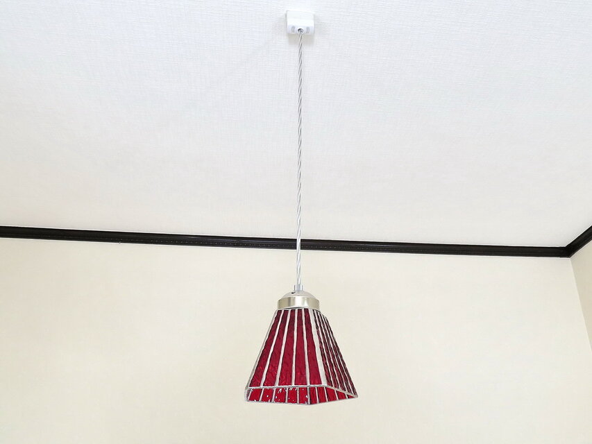 レッドのストライプ・五面（ステンドグラスペンダントライト）吊り下げ
