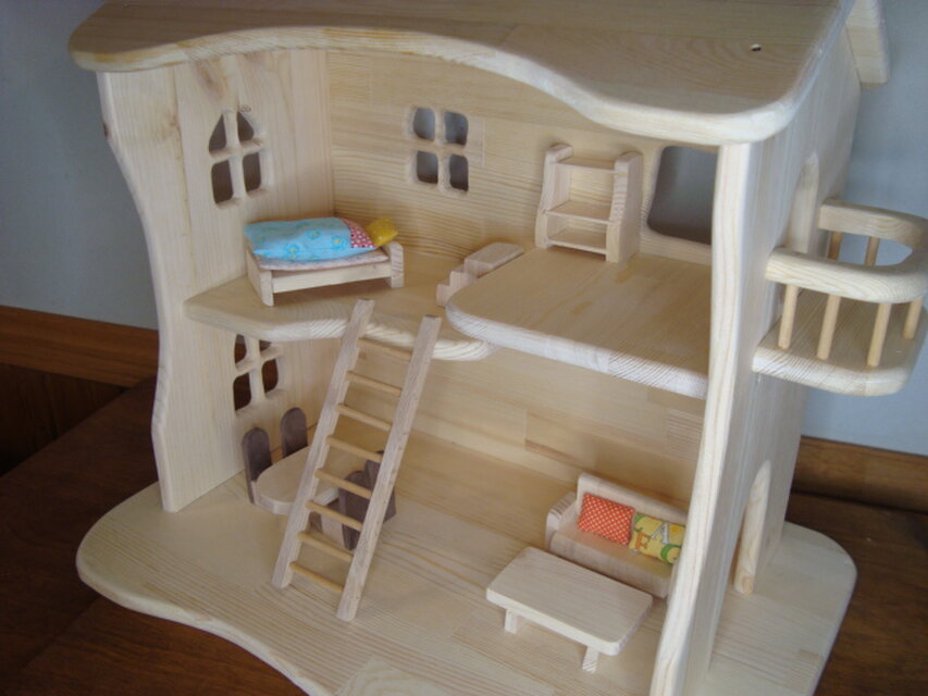 リュルケ 木製ドールハウス 人形の家 バルコニー付きの家 3階 - 知育玩具