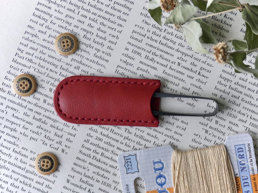 糸切りはさみケース／握り鋏カバー／革／赤