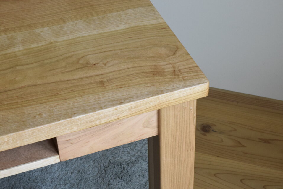 国産無垢ヤマザクラ（山桜）　棚付きダイニングテーブル　W150